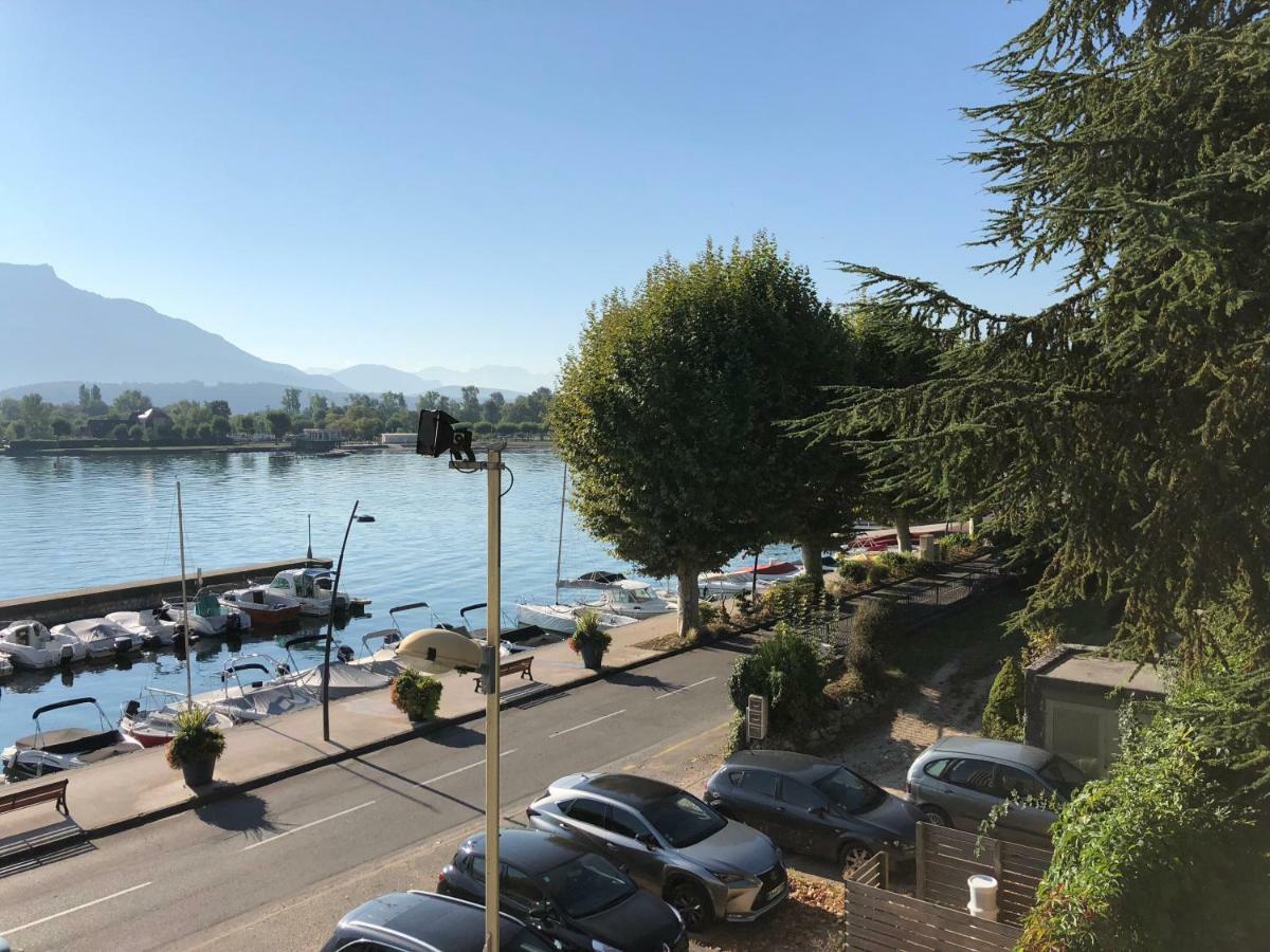 Pause Detente Sur La Port Du Bourget Du Lac Ле-Бурже-дю-Лак Екстер'єр фото